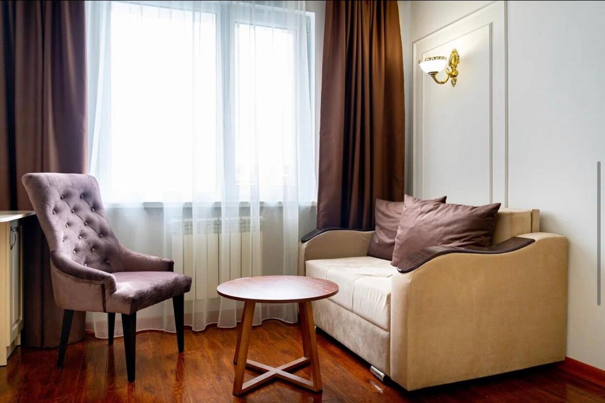 Gold Boutique Hotel Almaty Exterior photo